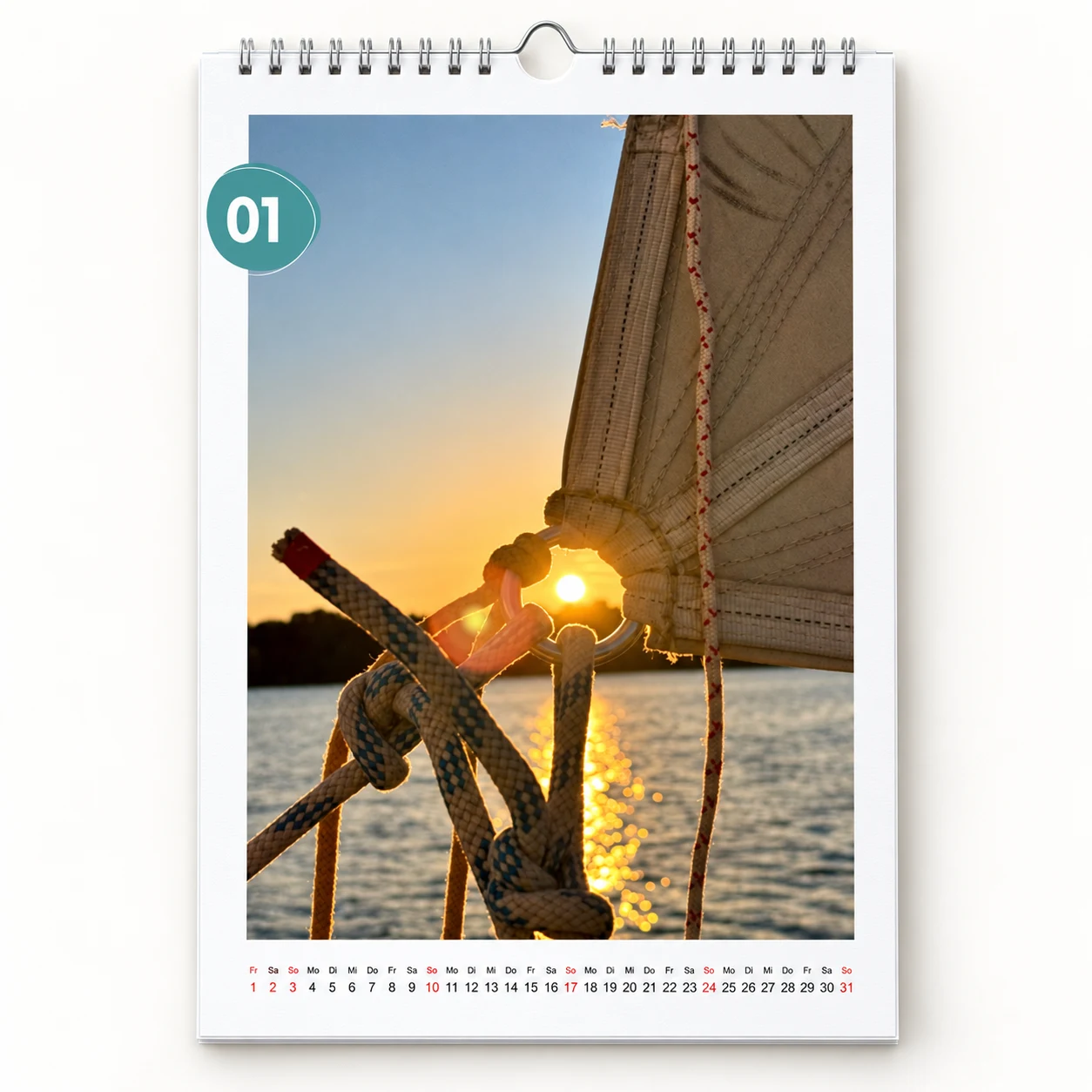Segelkalender 2027 mit silberner Spiralbindung
